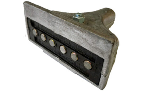 6204516 TOMADA MACHO 7 POLOS (ALUM.)